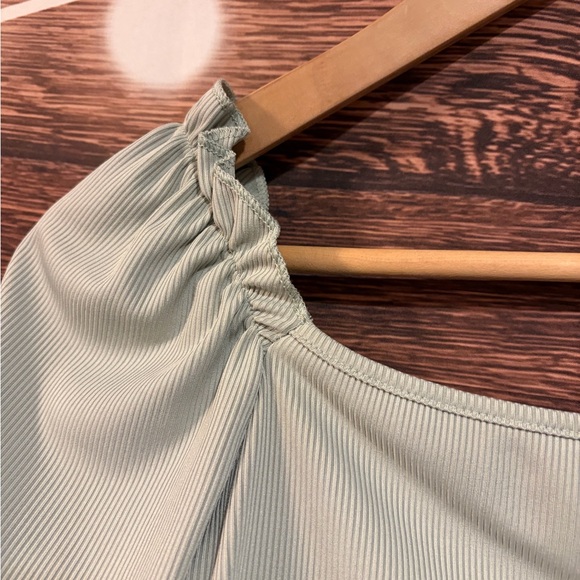 SHEIN Puff Sleeve Crop Top - Light Gray - Picture 7 of 12